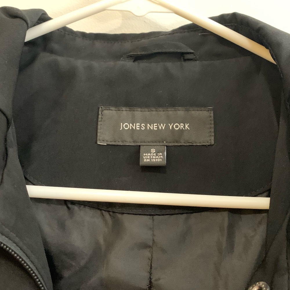 Jones New York Water Resistant Jacket - Picture 5 of 5